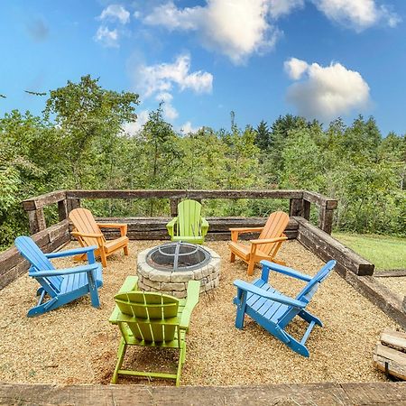 Sky High Lodge By Bk Stays. Large Cabin. Amazing Views. Game Room. Jacuzzi. Six Bedrooms. Sleeps 12 بلو ريدج المظهر الخارجي الصورة