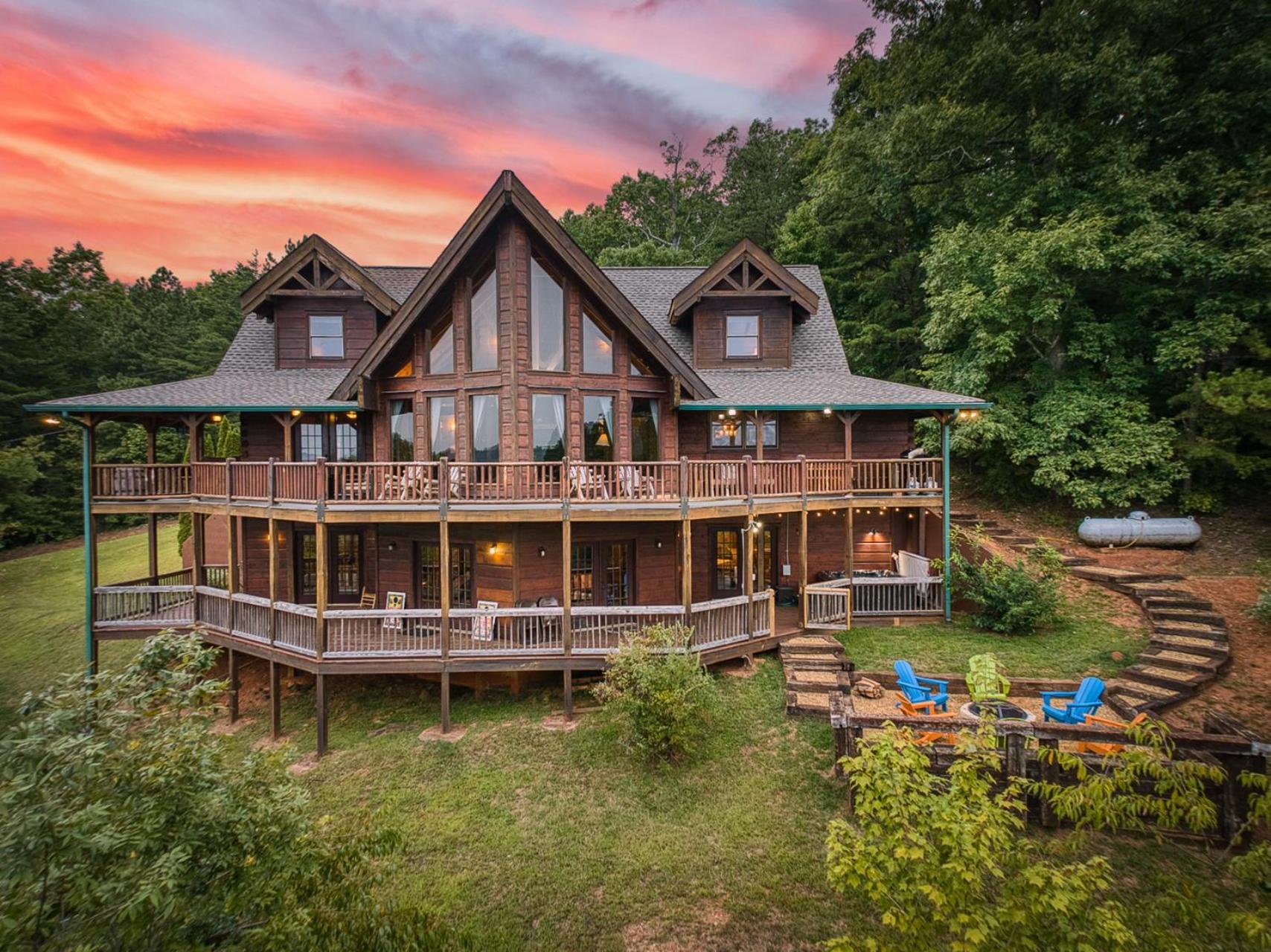 Sky High Lodge By Bk Stays. Large Cabin. Amazing Views. Game Room. Jacuzzi. Six Bedrooms. Sleeps 12 بلو ريدج المظهر الخارجي الصورة