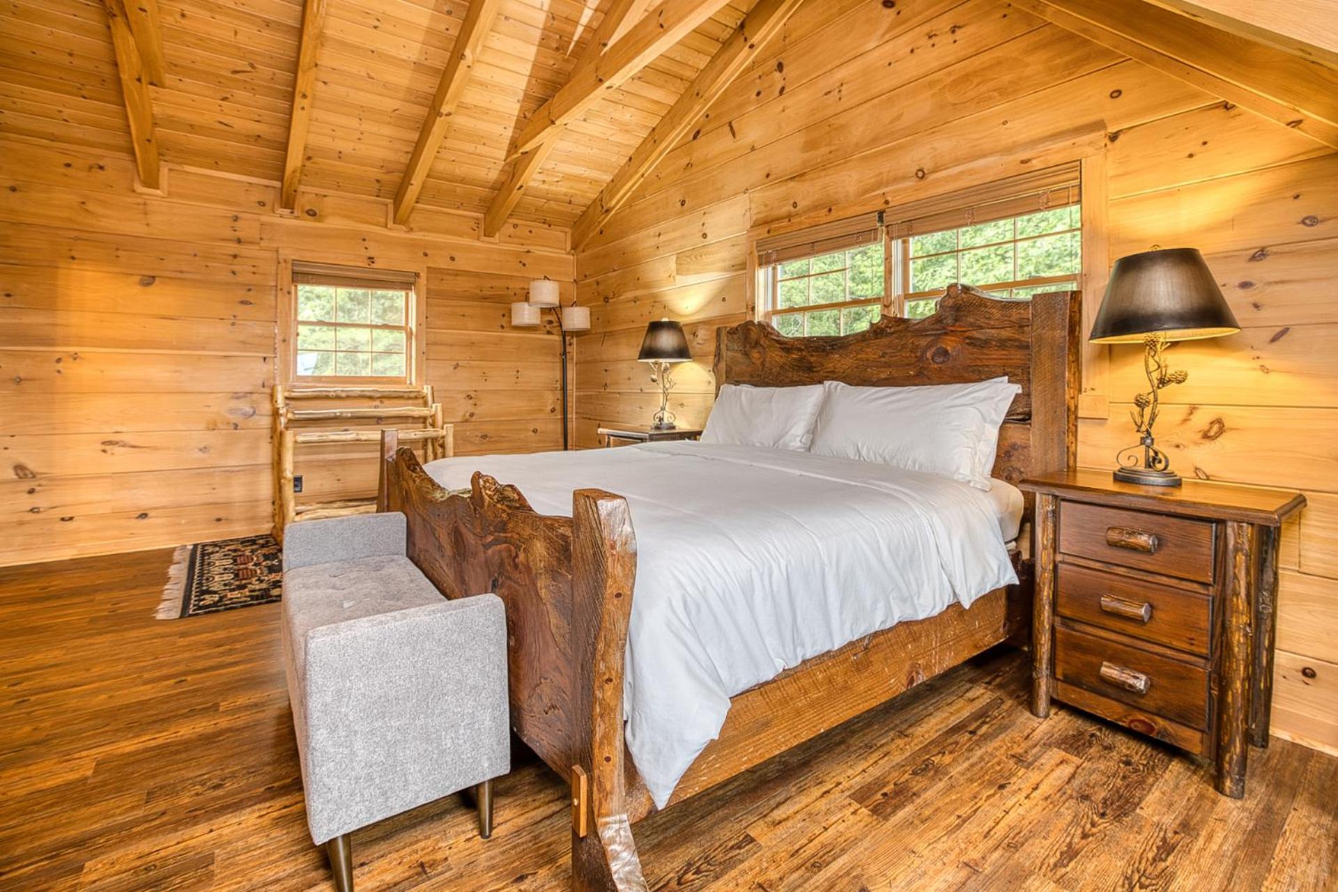 Sky High Lodge By Bk Stays. Large Cabin. Amazing Views. Game Room. Jacuzzi. Six Bedrooms. Sleeps 12 بلو ريدج المظهر الخارجي الصورة